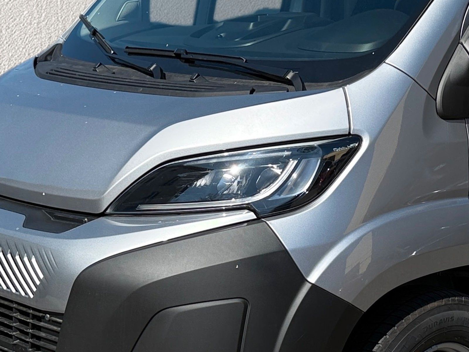 Fahrzeugabbildung Citroën Jumper Kasten 35 L2H2 BlueHDi 140 Automatik