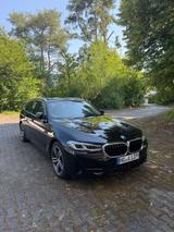 BMW 530e Touring A -