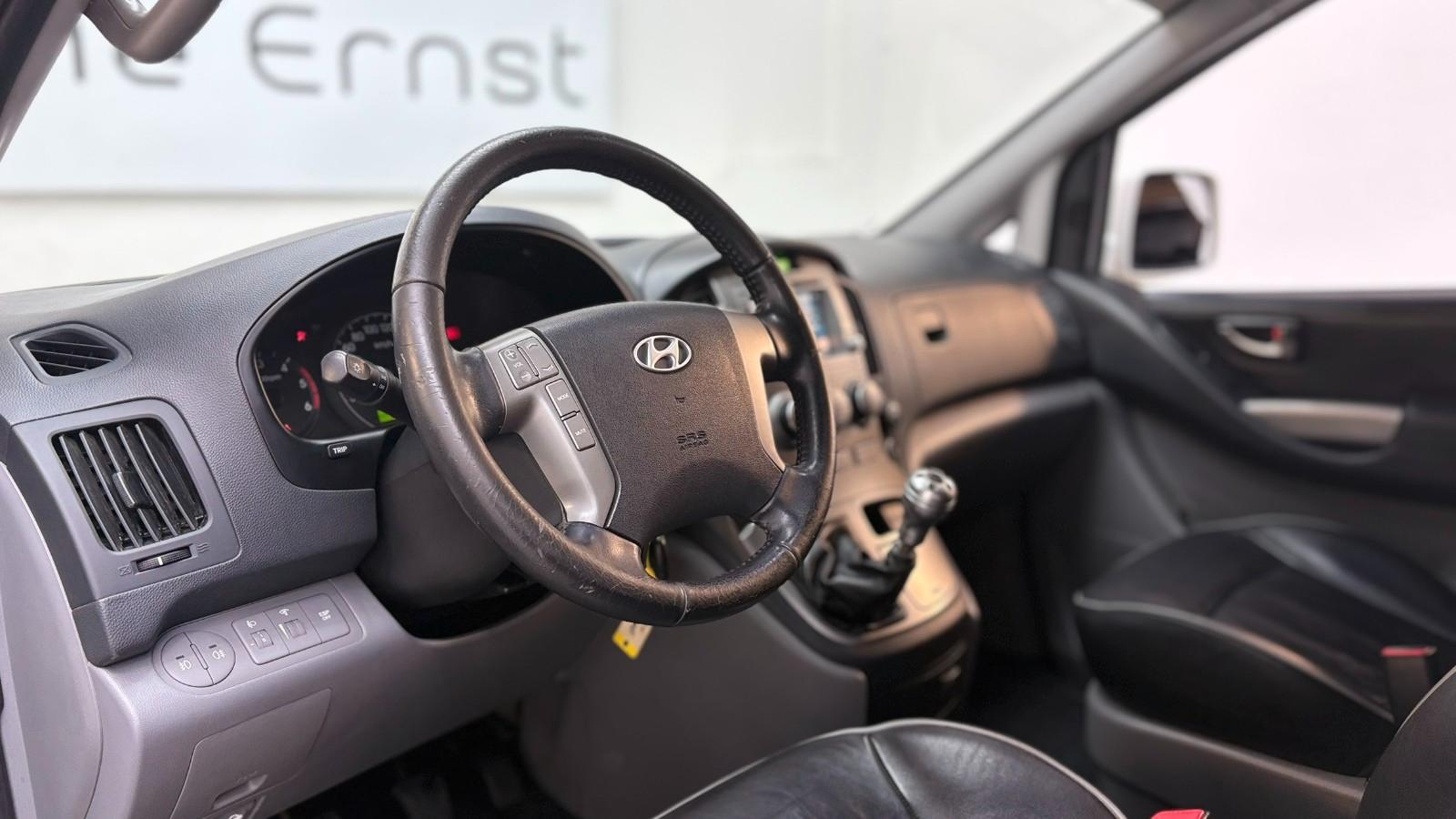 Hyundai H-1 Premium Grand
