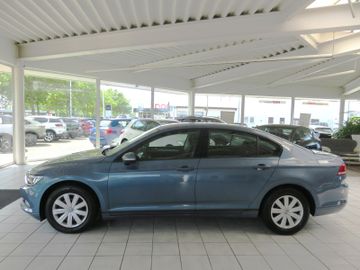 Volkswagen Passat - 8