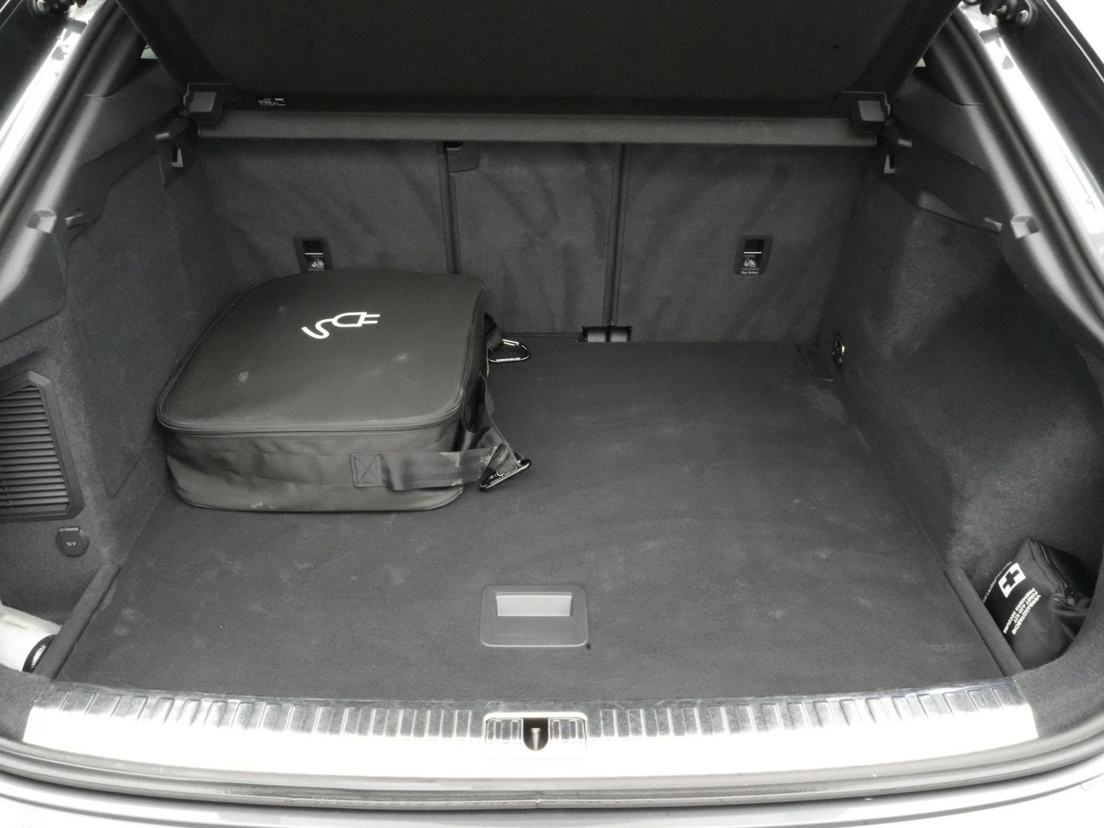 Audi Q3 Sportback 45 e S line ACC AHK NAVI SONOS 360° foto 13