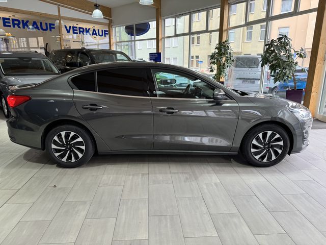 Ford Focus Lim. Titanium