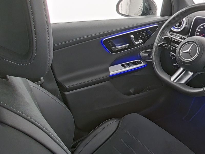 Fahrzeugabbildung Mercedes-Benz GLC 300 d 4M AMG Premium*Pano*AHK*Burmest*Night*