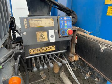 Fahrzeugabbildung MAN L2000 Pritsche + Kran 1 Hand Scheckheft