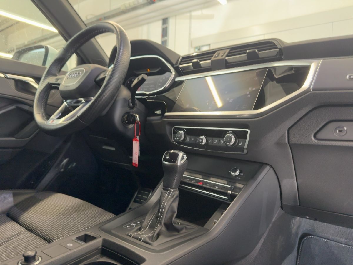 Audi Q3 - Bild 13