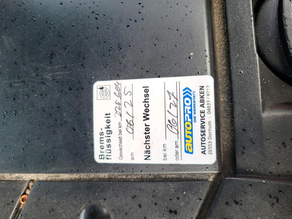 Mercedes-Benz CLK 320