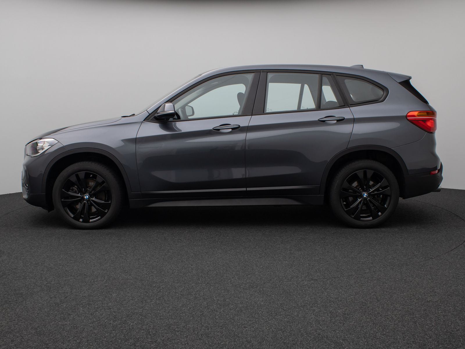 Fahrzeugabbildung BMW X1 sD20i Kamera DAB HiFi Navi Geschwindigkeitsre