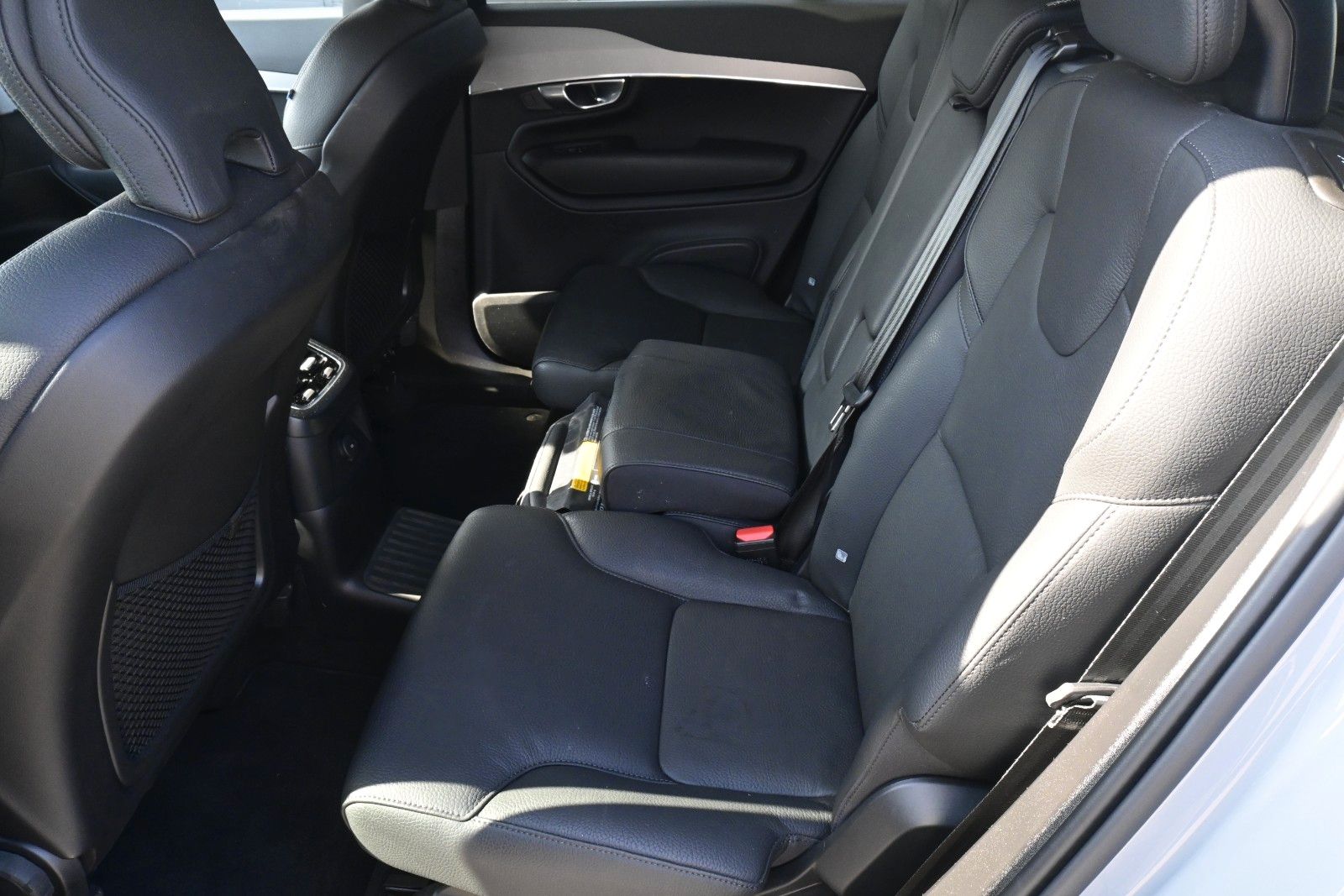 Fahrzeugabbildung Volvo XC90 T8 Core AWD*Leder*Voll-LED*Alarm*