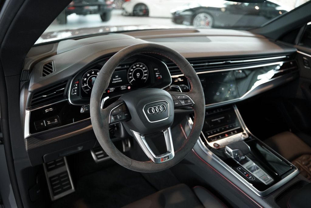 Audi Rsq8