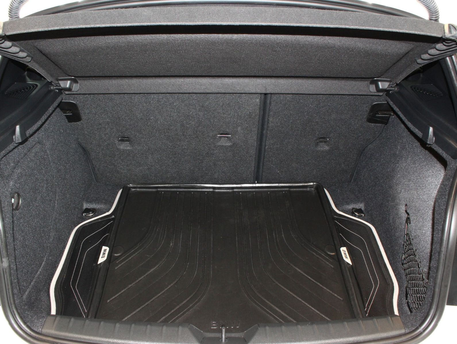 Fahrzeugabbildung BMW M135 i xDrive 2.Hand*LED*MWST*Top Zustand