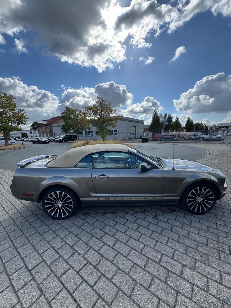 Ford Mustang Cabrio / TAUSCH MÖGLICH