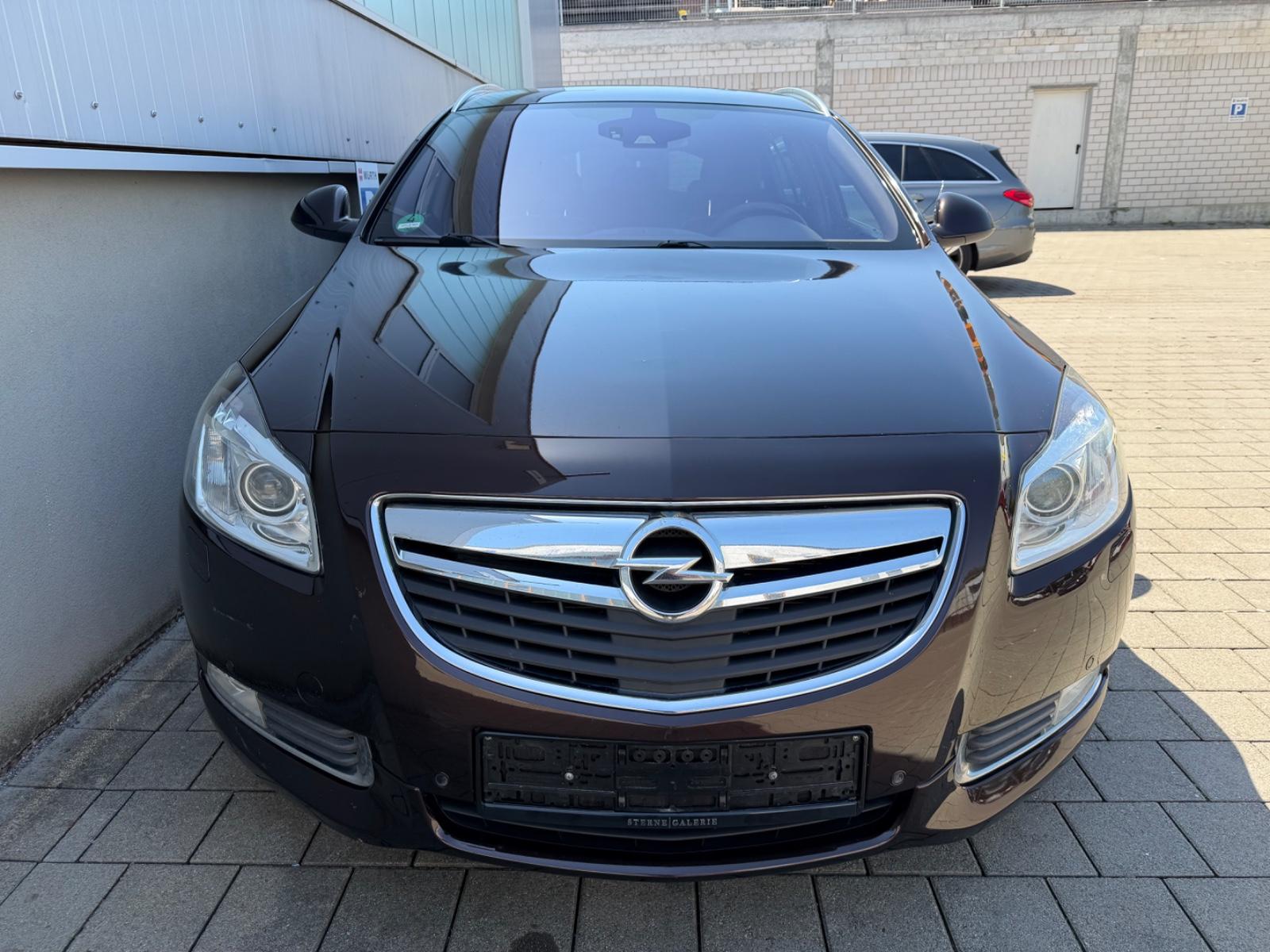 Opel Insignia A Sports Tou Inno*Spo Editio*NAVI*LEDER