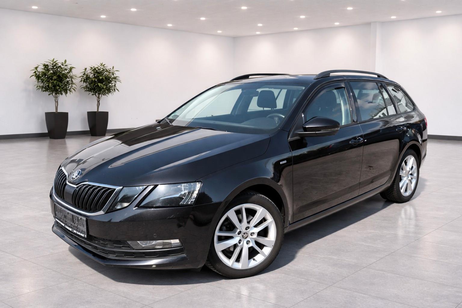 Skoda Octavia 2.0 TDI Clever ACC/PDC v+h/Super