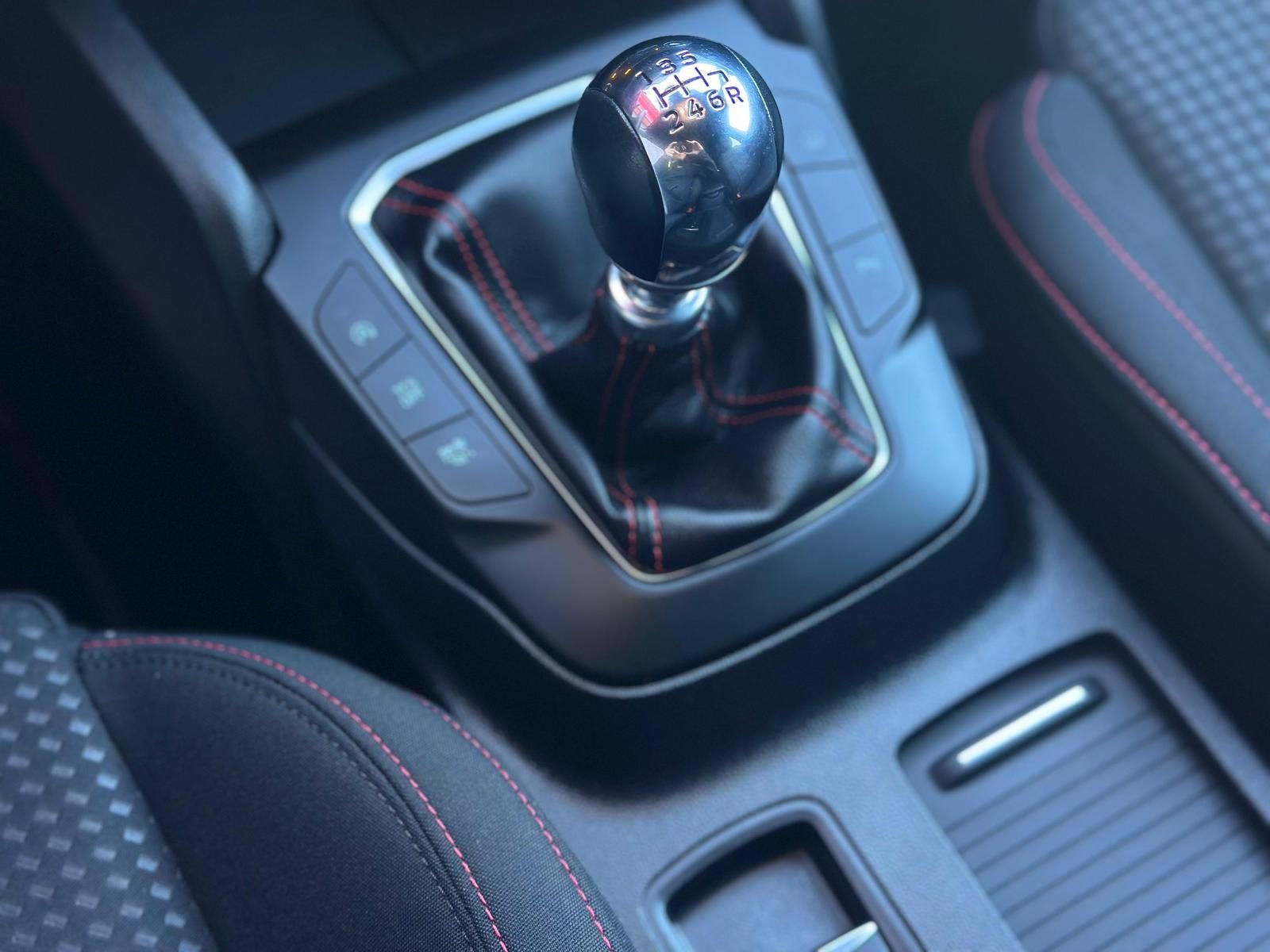 FORD Focus 1.0 EB ST LINE X *HUD#SHZ#LH#FH#LED#TEMP - Image 14