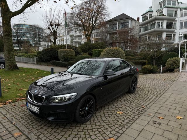 BMW 218i Coupé M Sport, 1. Hand, SH bei BMW, 18Z