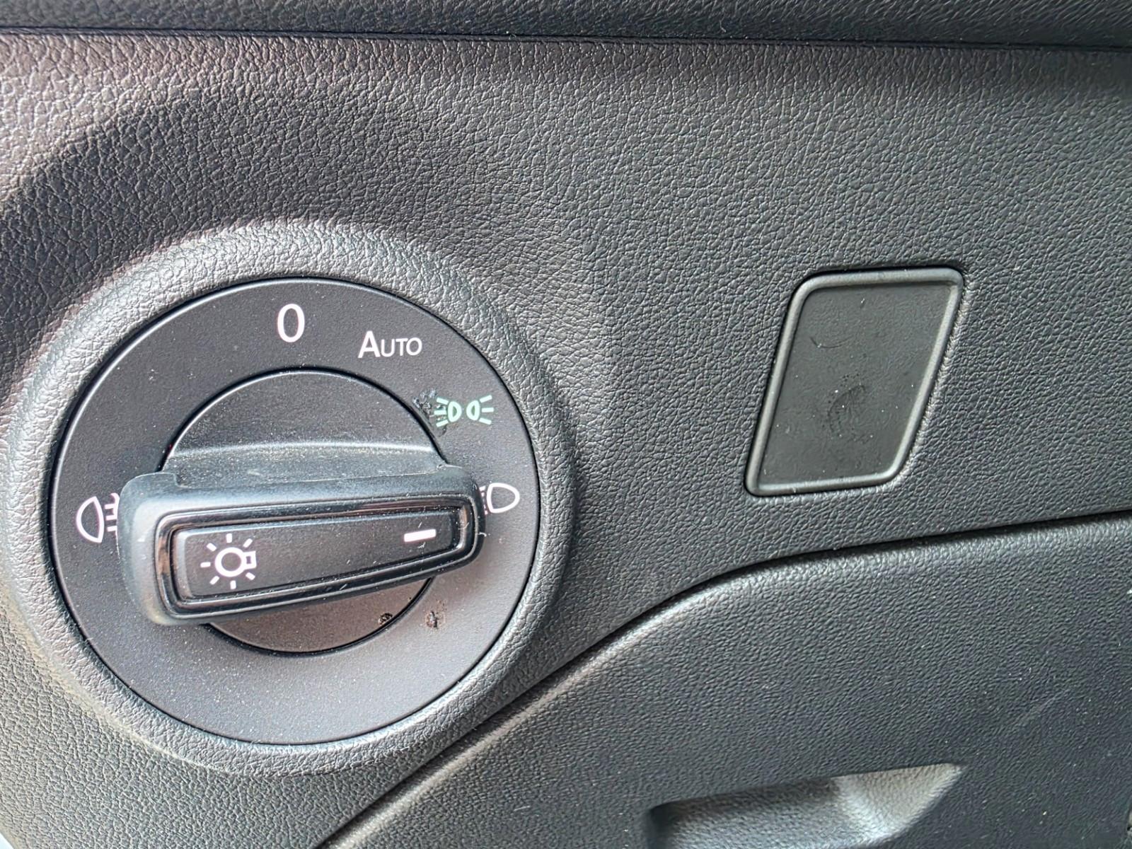 Seat Leon ST Cupra 280 ch • Boîte manuelle • Baquets cuir • Toit pano • DCC • GPS