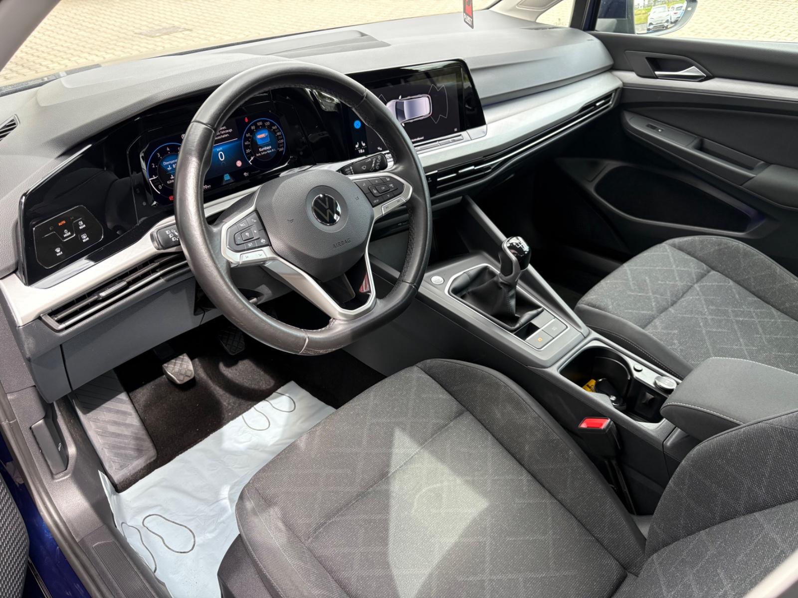Volkswagen Golf VIII Life LED Navi AppConnect ACC SHZ, миниатюра 13