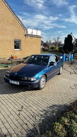 BMW 5er BMW E39 523i limo. 17OPS (Inkl. Anhkupplung) - BMW 523 aus 1998