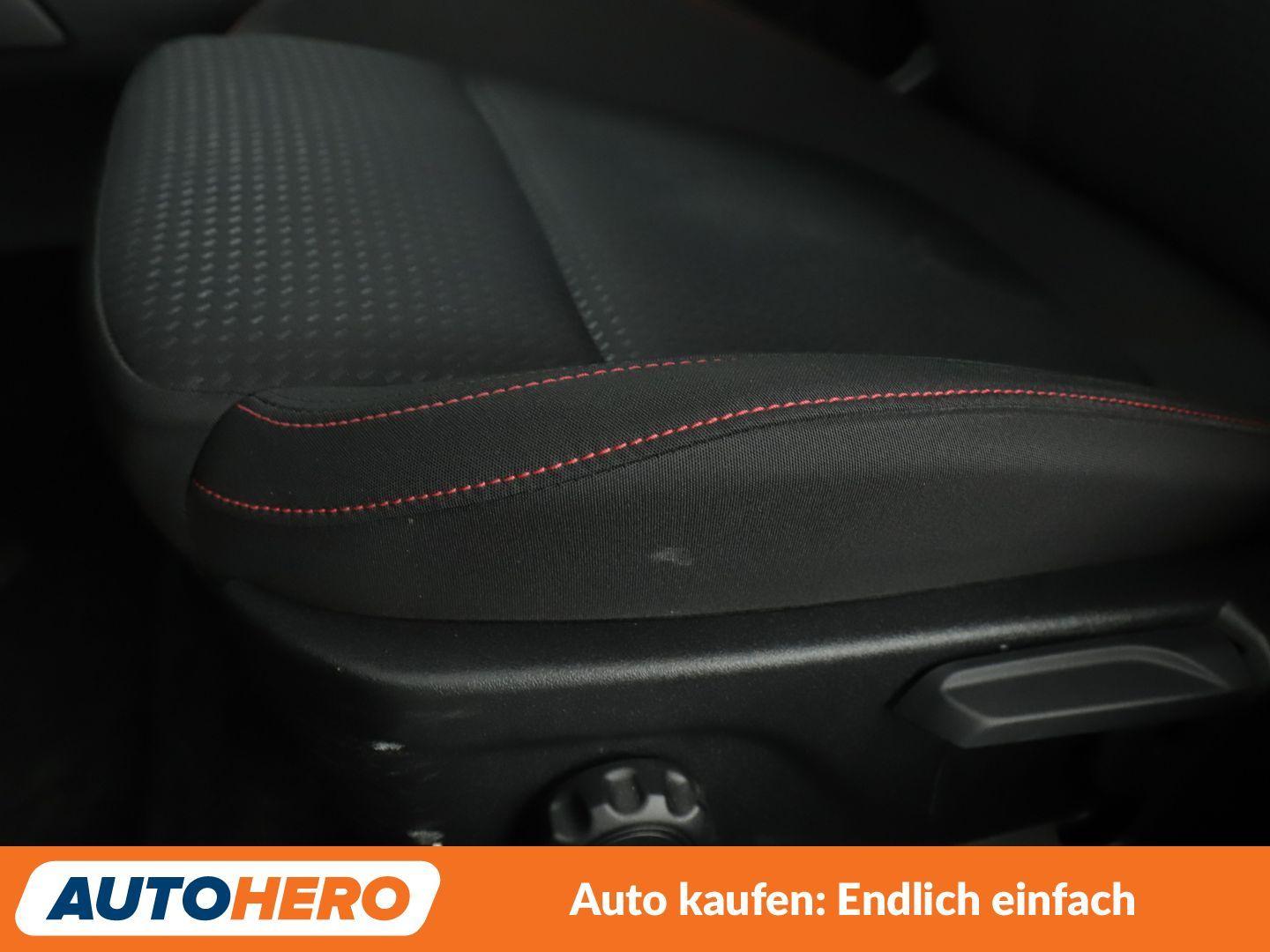 Ford Focus 1.5 EcoBoost ST-Line Aut.*NAVI*LED*CAM*