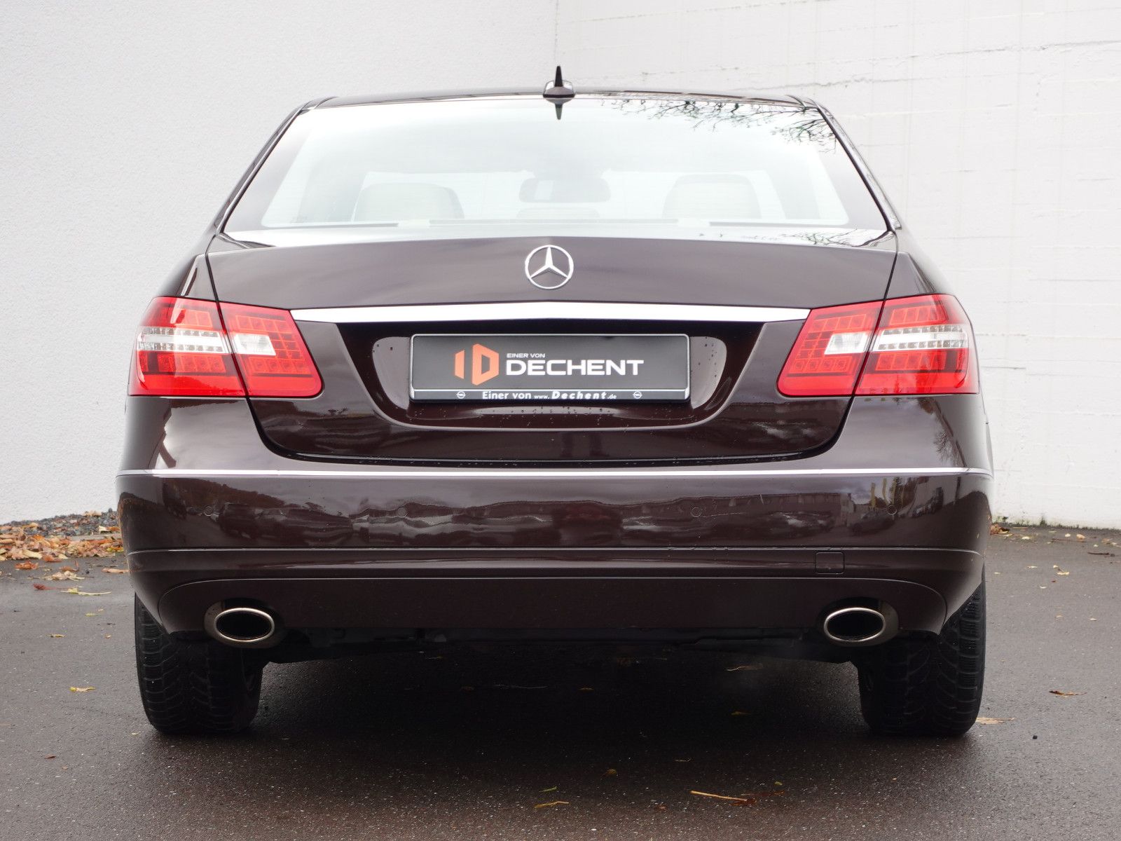 Fahrzeugabbildung Mercedes-Benz E 350 CGI Elegance,Navi,Sitzhzg,Händlerfahrzeug