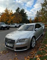 Audi S8 5.2 tiptronic quattro - - silberne Audi S8