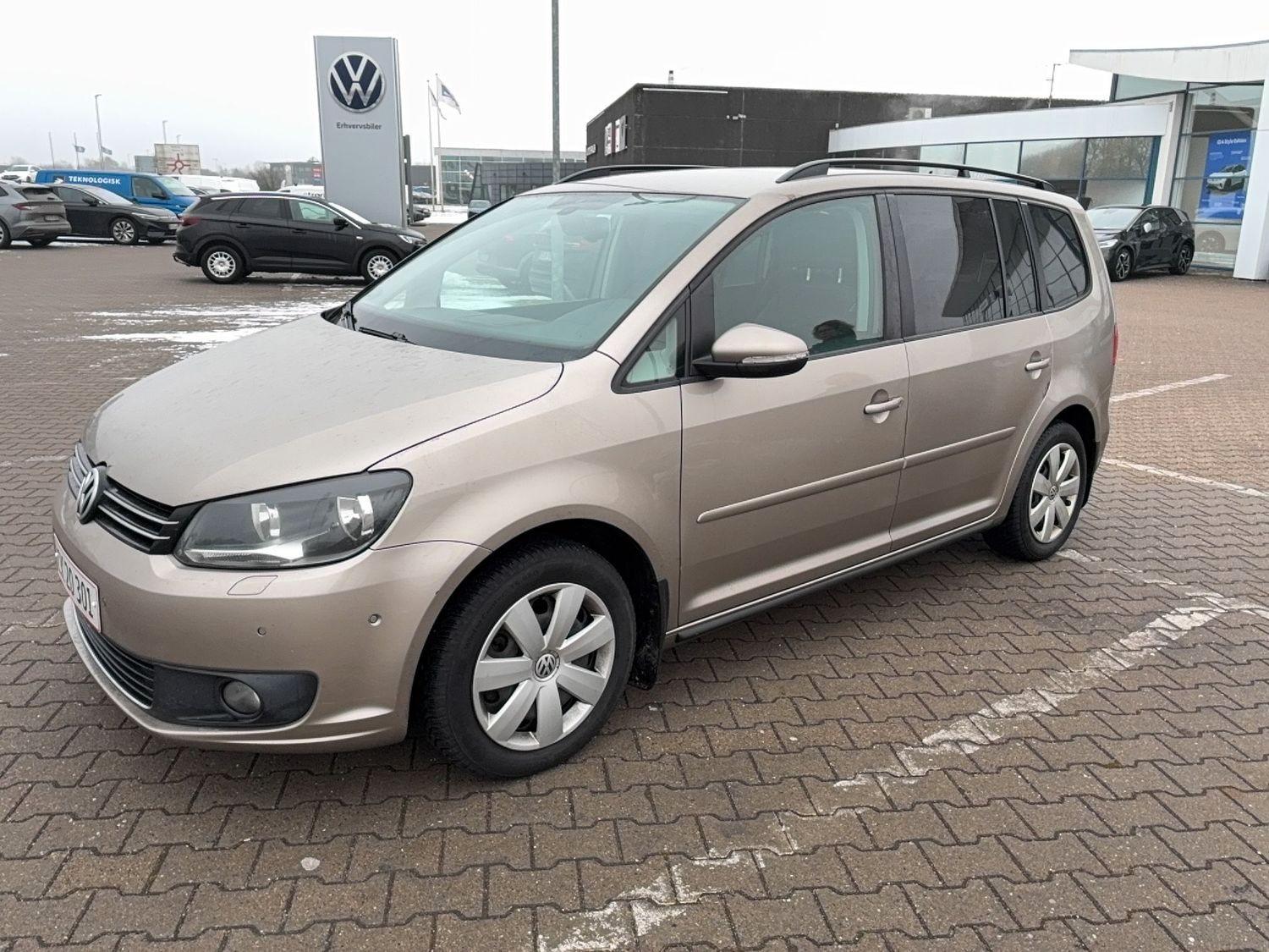 Volkswagen Touran 1,6 AUT. BMT