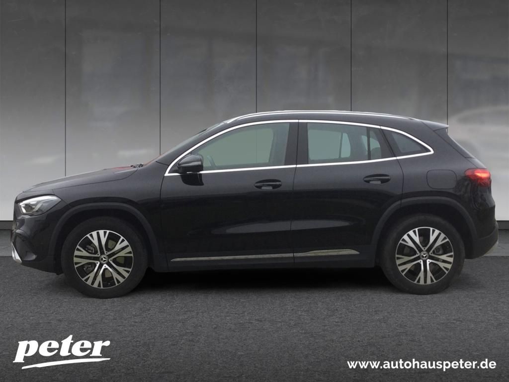 Mercedes-Benz GLA 220