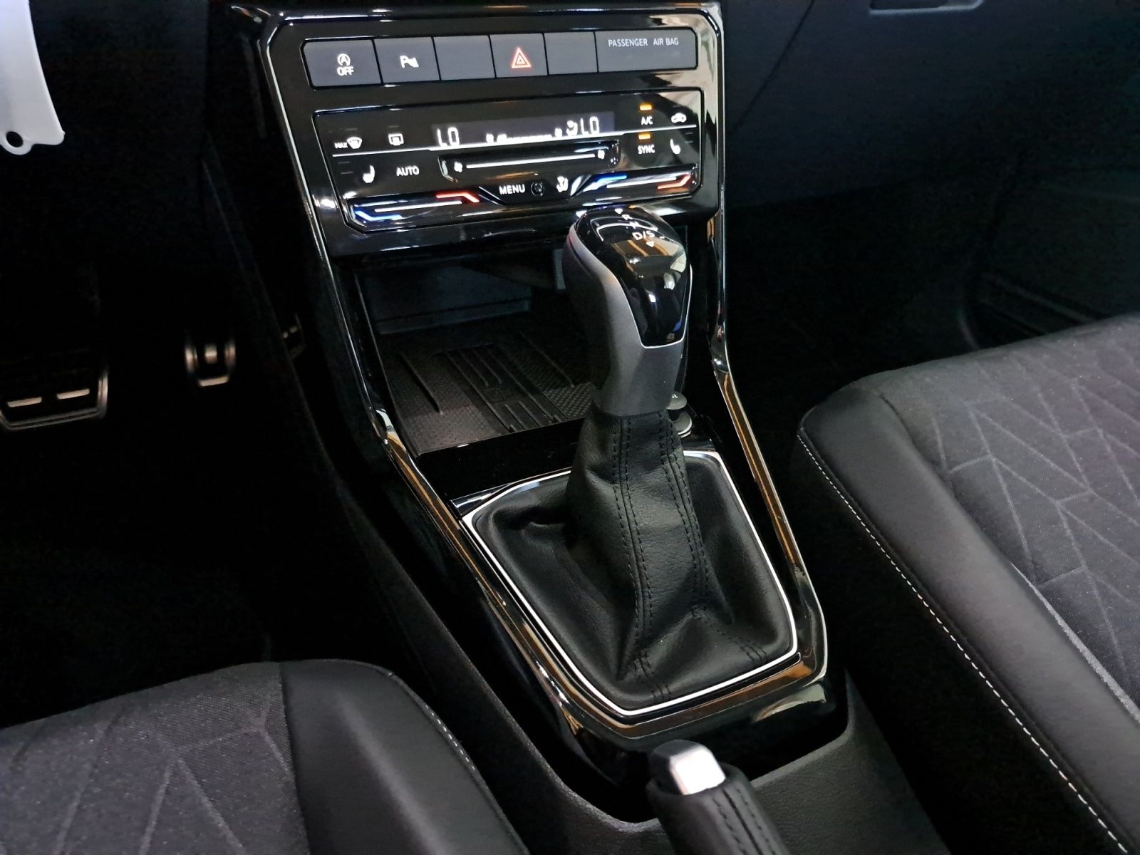 Volkswagen T-Cross - Bild 22