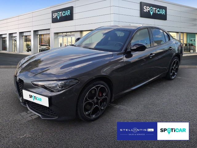 Alfa Romeo Giulia Veloce 2.0 Turbo 16V AT8-Q4 Navi SHZ Lede