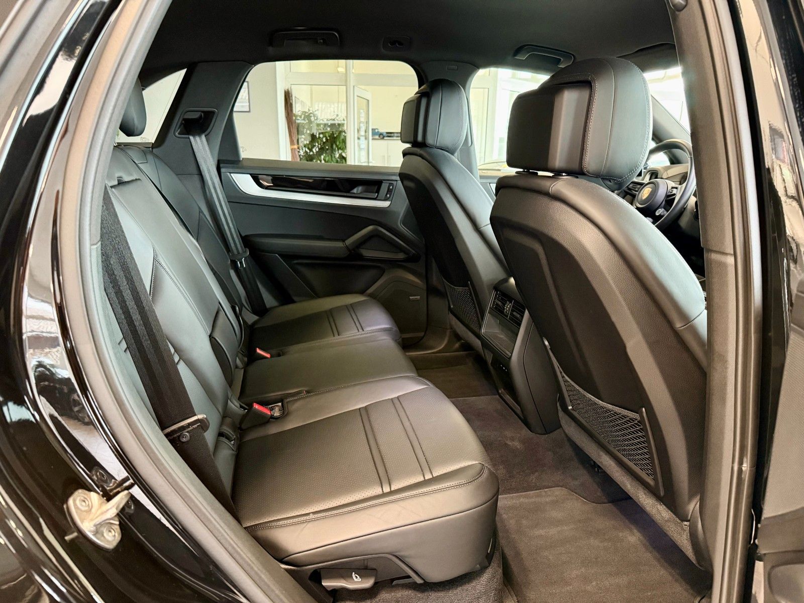 Porsche Cayenne SportDesign/Luftfederung/ACC/HUD/22Zoll foto 10