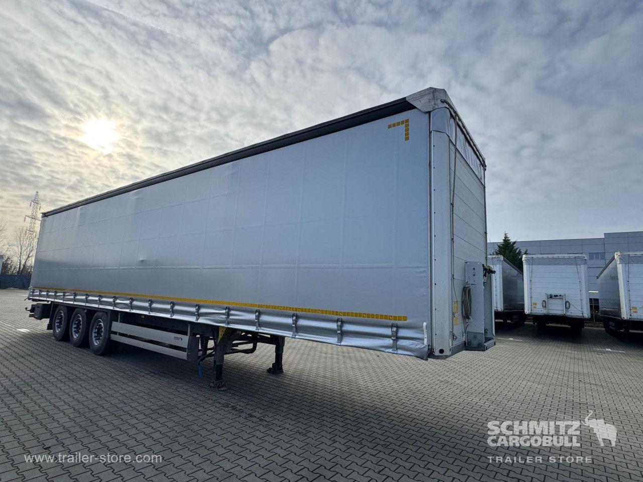 Schmitz Cargobull Curtainsider Standard