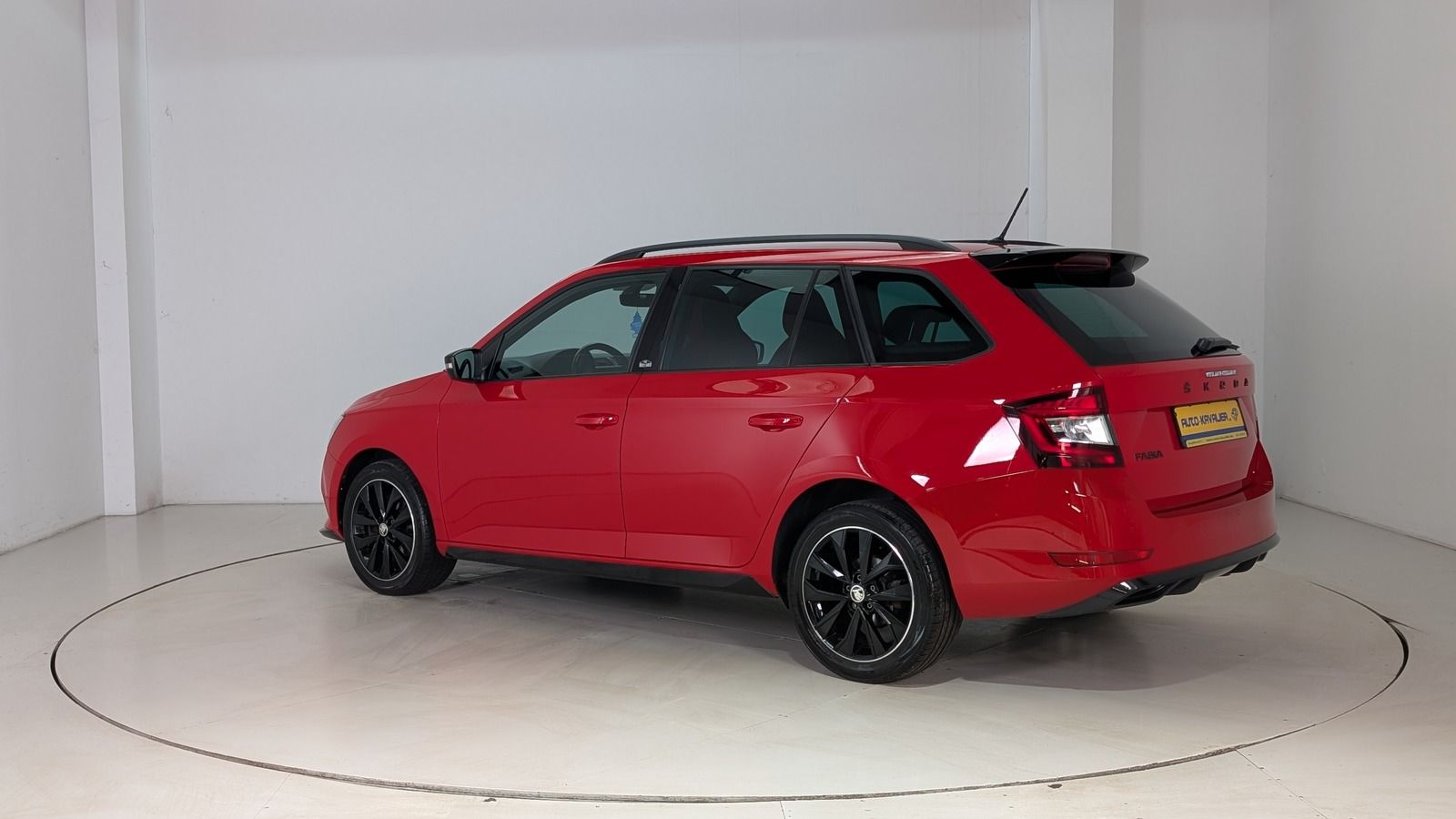 Fahrzeugabbildung SKODA Fabia Combi 1.0 TSI * LED * SHZ Monte Carlo