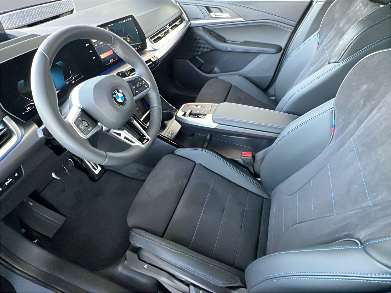 BMW 218d ActiveTourer M-Sport LED ACC 360° Massage foto 6