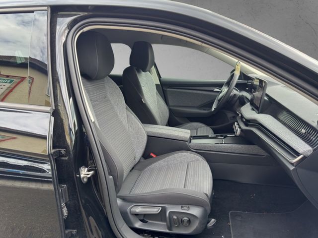 Skoda Superb Combi 2.0 TDI DSG Selection *MATRIX*NAVI*