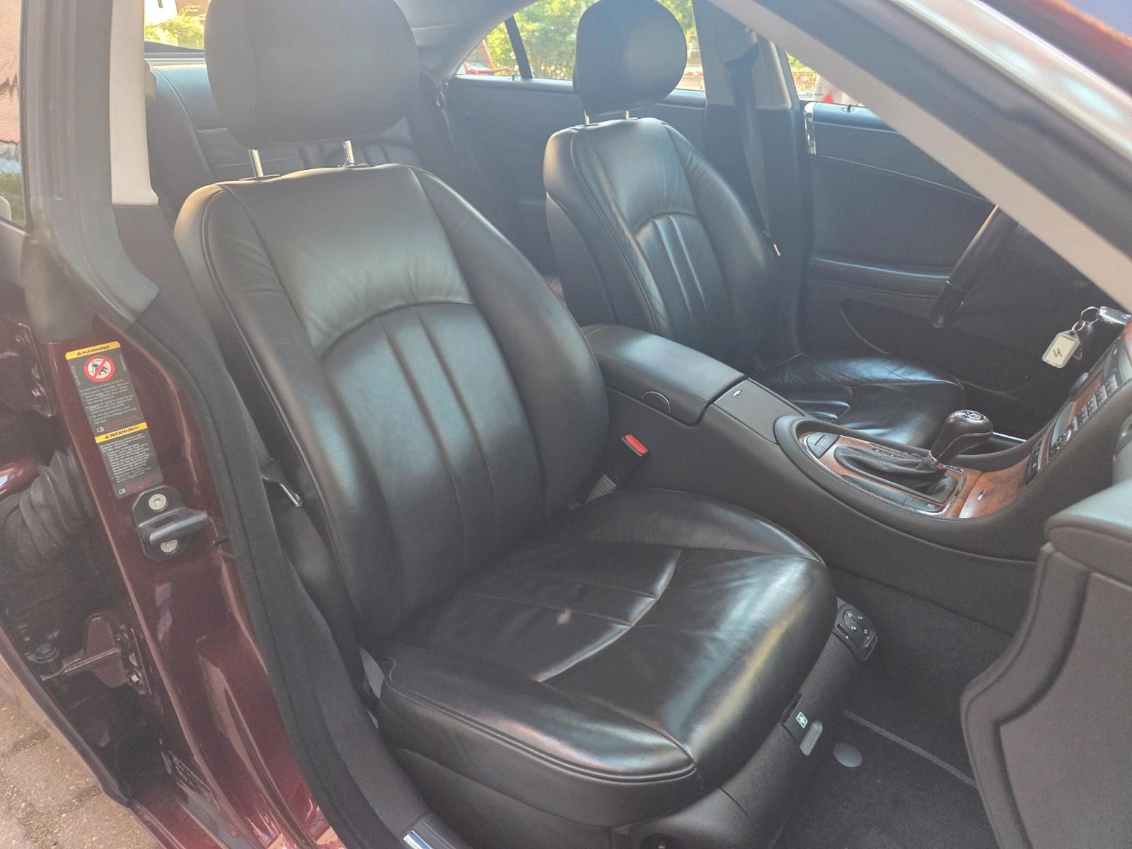 Mercedes-Benz CLS 300*DISTRONIC*SCHIEBEDACH*STANDHEIZUNG*19"*