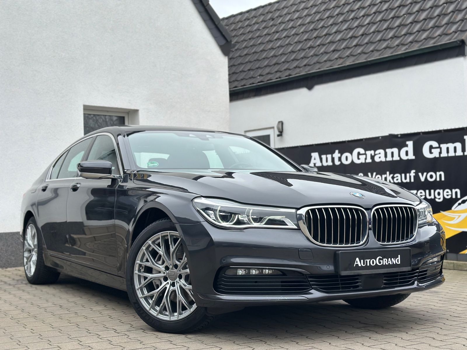 BMW 740 e IPERFORMANCE*HUD*B&amp;W*360*MASSAGE