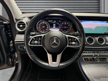 Mercedes E 200 - 7