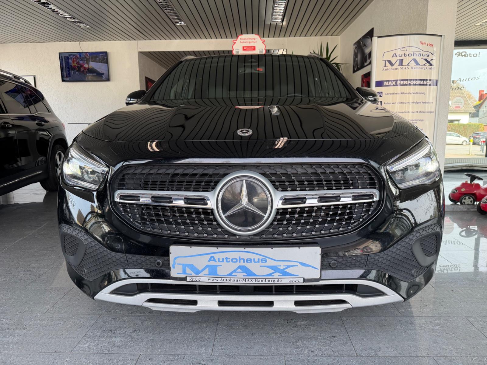 Mercedes-Benz GLA 200 d 8G-DCT/LED/NAVI/KAMERA/Ambient-Licht!