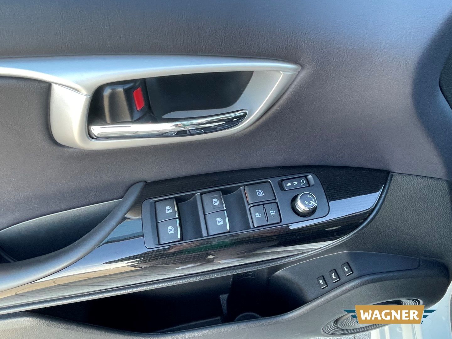 Fahrzeugabbildung Toyota Mirai FuelCell Wasserstoff Automatik Leder