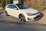 Volkswagen Golf VII GTI 220 PS/ DSG/ Weiß sehr gepflegt - Volkswagen Golf: Weis