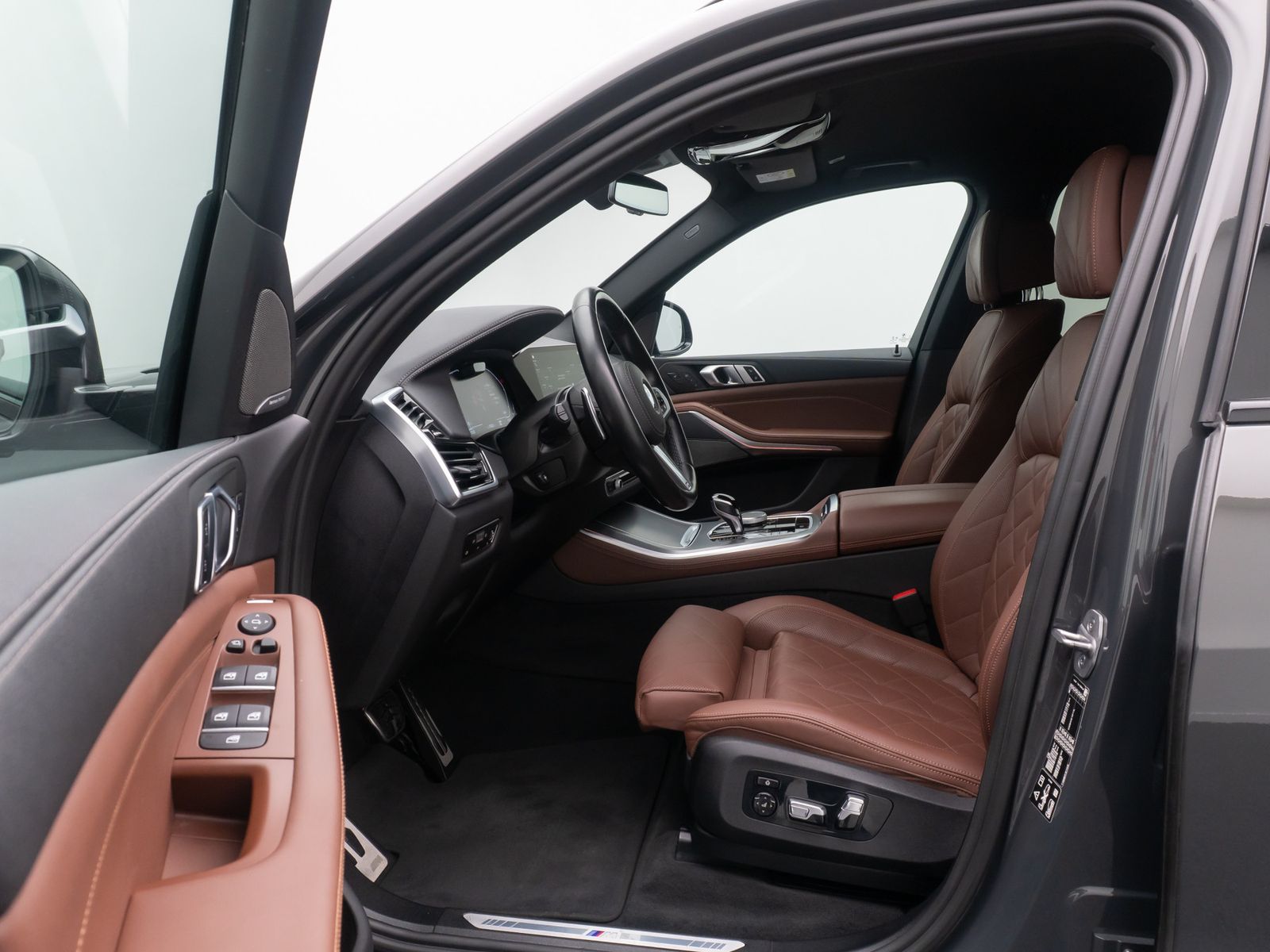 Fahrzeugabbildung BMW X5 xD40d M Sport 360&deg; HUD H/K DAB Massage 22Zoll