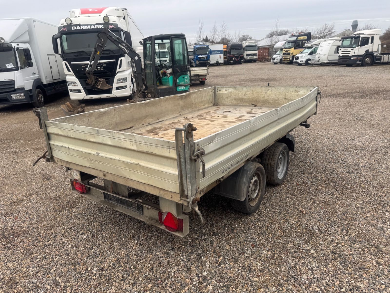 Fahrzeugabbildung Humbaur HTK 3500