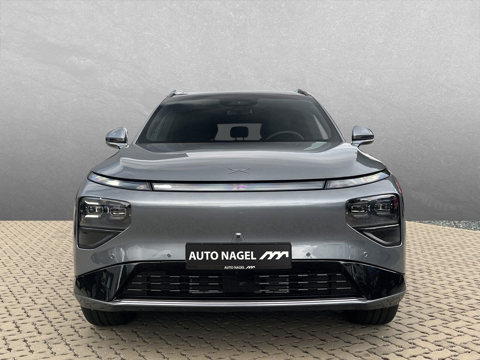 XPENG G9
