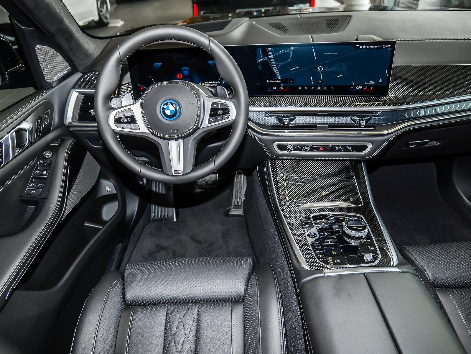 BMW X5 xDrive50e MSport + PanoSky. + AHK + H/K