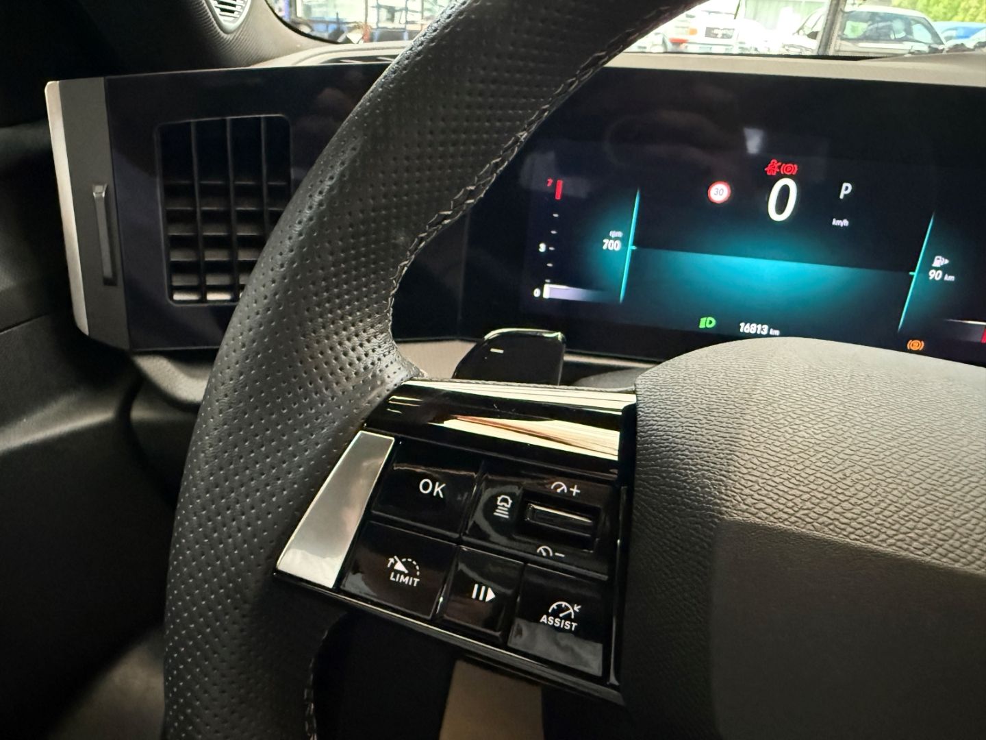 Fahrzeugabbildung Opel Astra L GS SHZ+LHZ+Kamera+Allwetter
