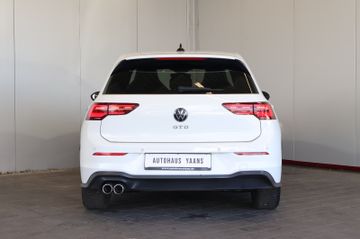 Volkswagen Golf VIII GTD 2.0 TDI HK+HUD+KEY+MEM+MATRIX+AHK