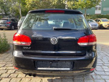 Volkswagen Golf - 8