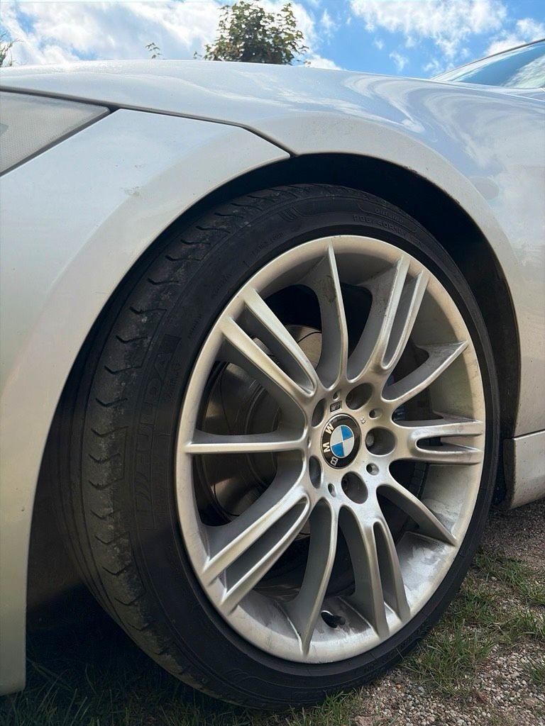 BMW 325 2006 — photo 8