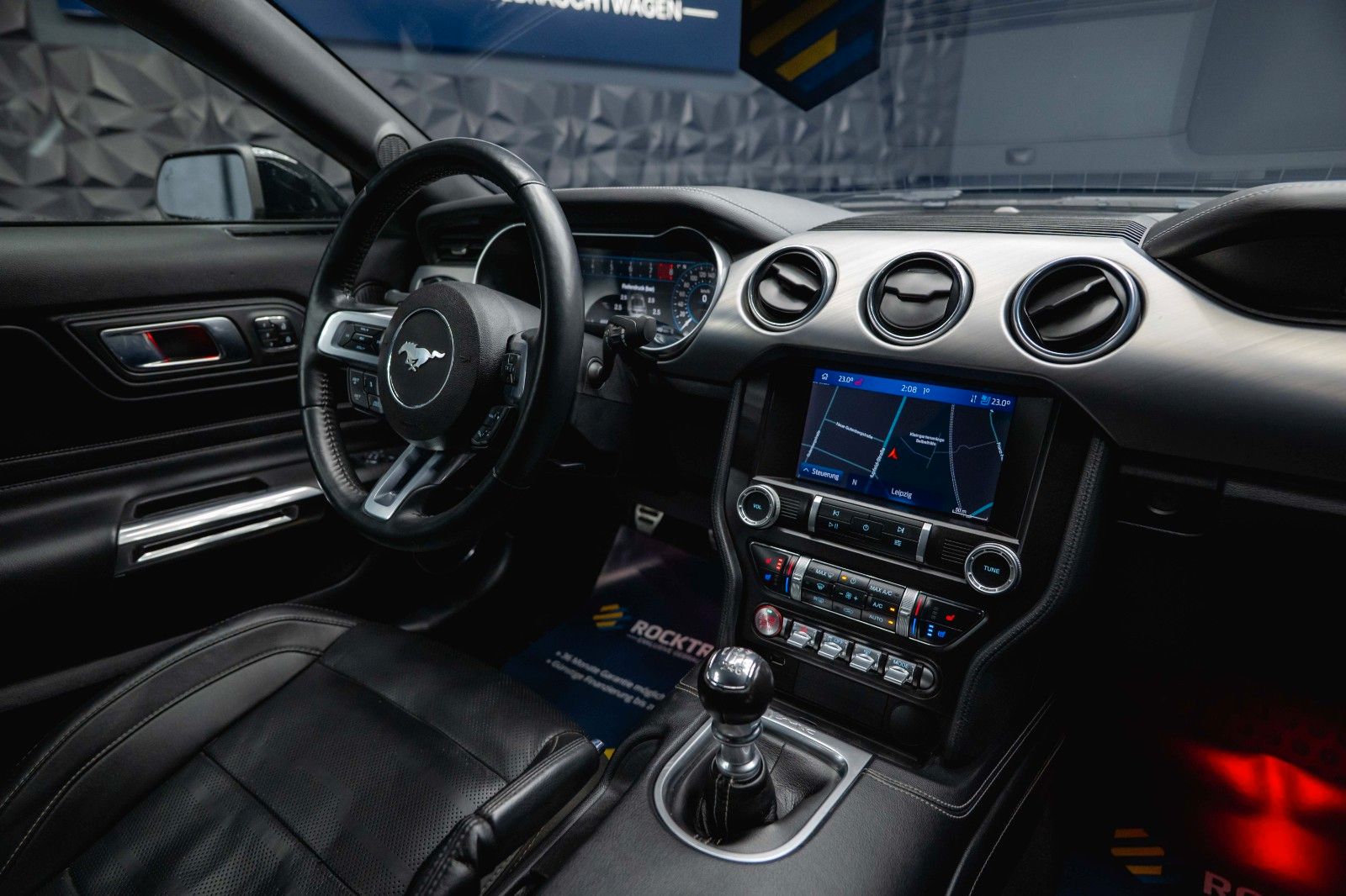 Fahrzeugabbildung Ford Mustang Shelby GT 500 5.0 V8 Performance PREMIUM