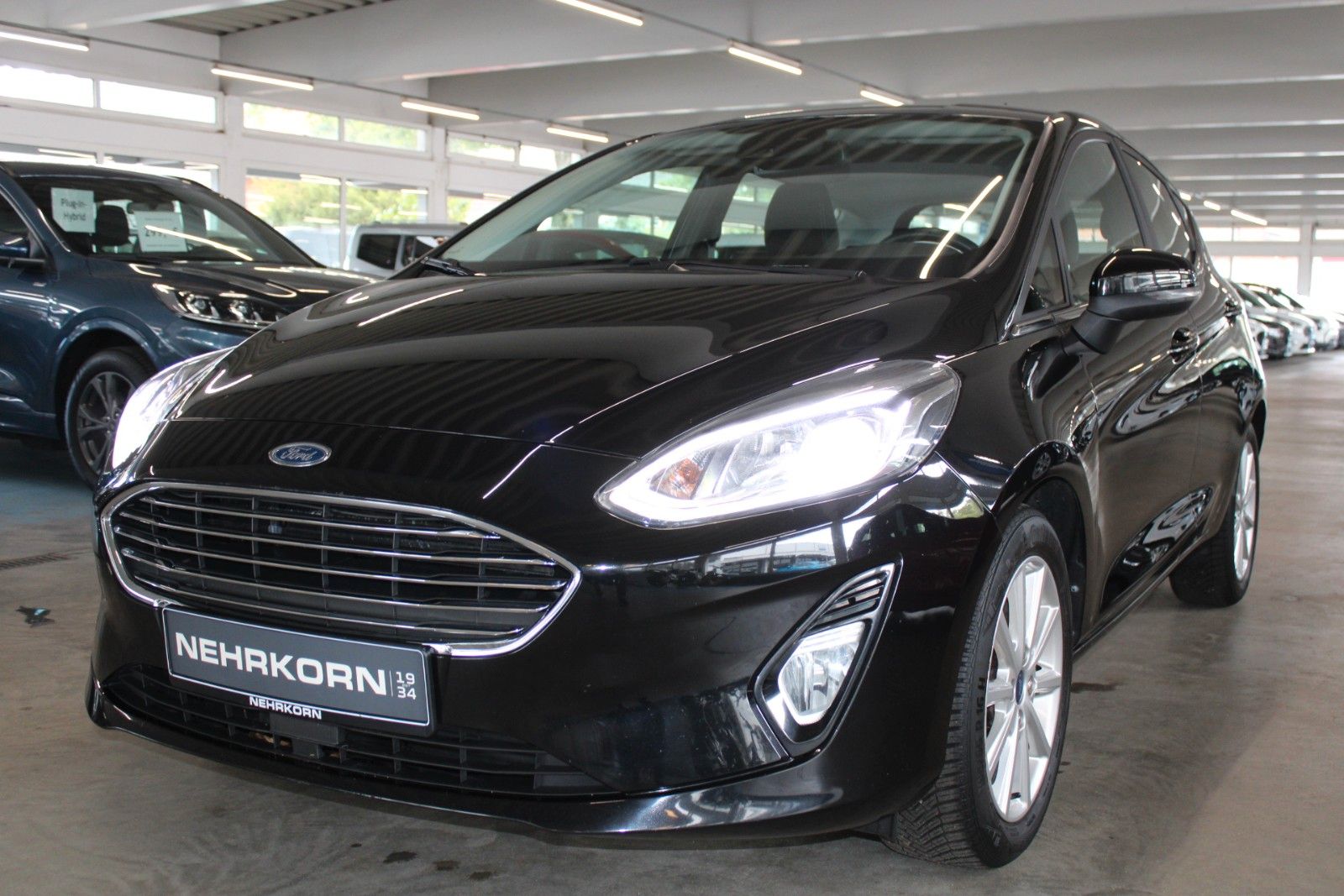 Fahrzeugabbildung Ford Fiesta Titanium LED KLIMA Allwetter PDC WinterP.